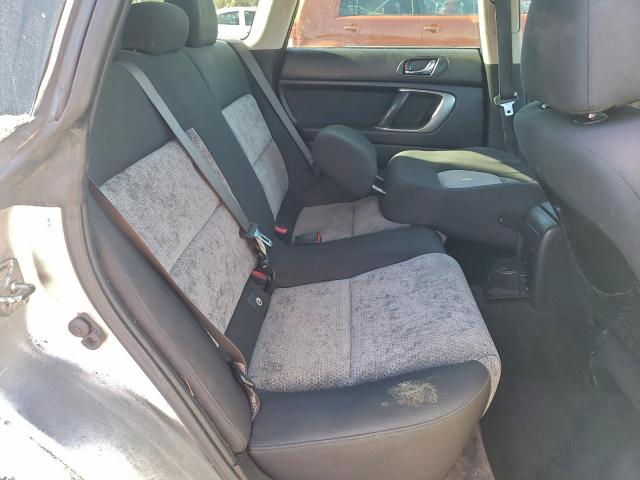 Subaru Legacy Outback 2.5i Image 7