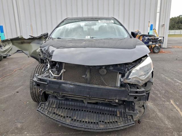 Toyota Corolla L Image 12