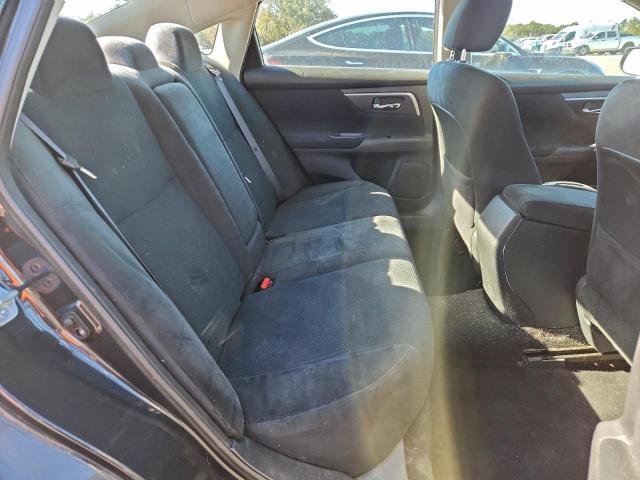 Nissan Altima 2.5 Image 2