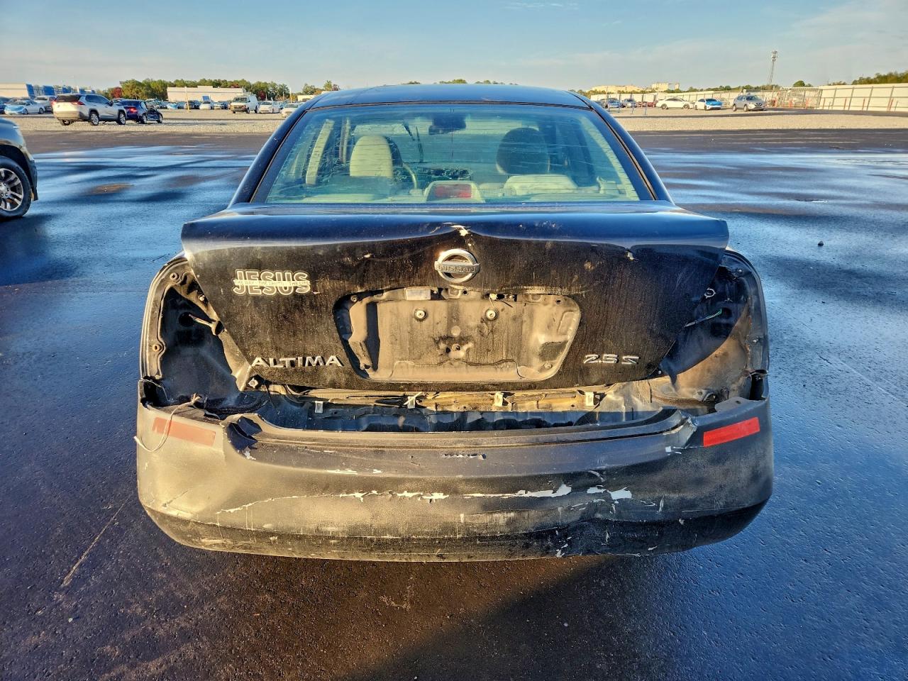 Nissan Altima S Image 7