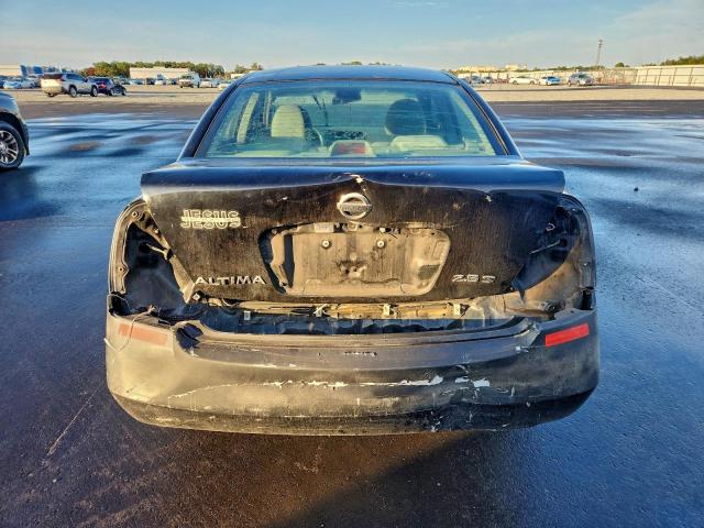 Nissan Altima S Image 7