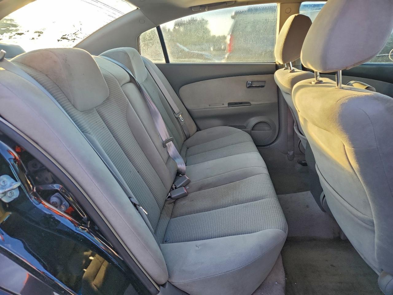 Nissan Altima S Image 4