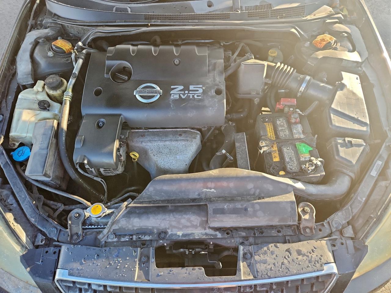 Nissan Altima S Image 2