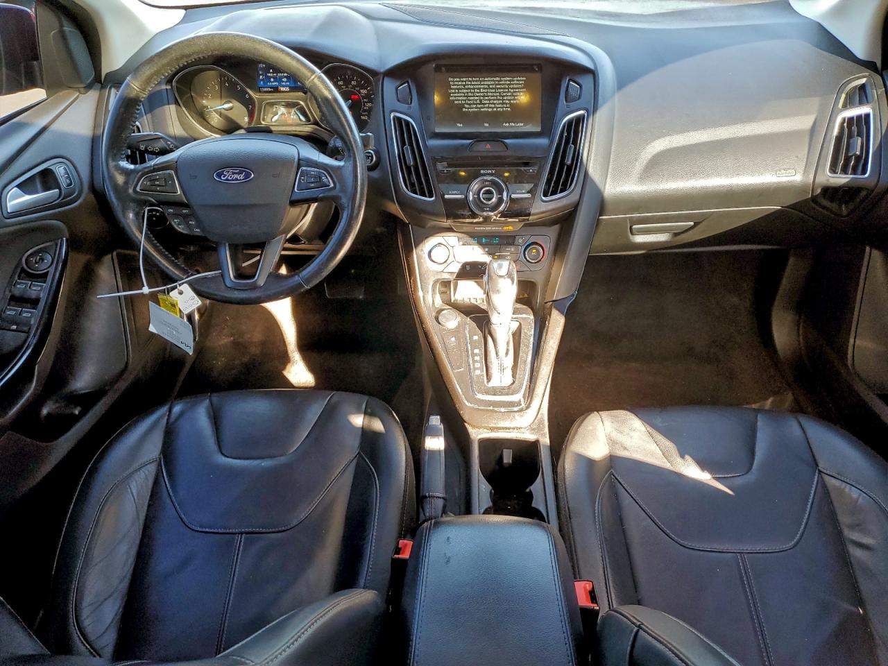 Ford Focus Titanium Image 5