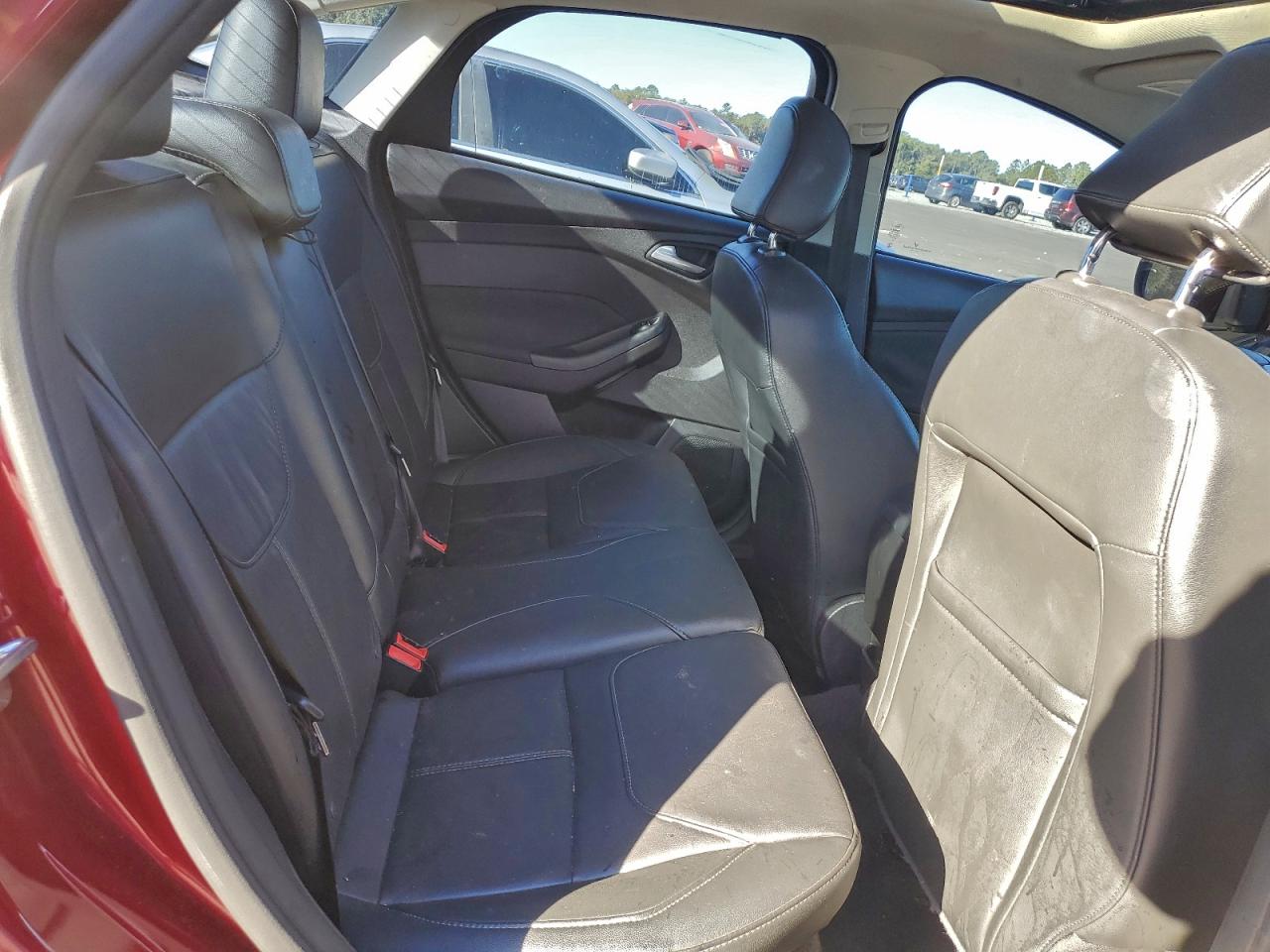 Ford Focus Titanium Image 9