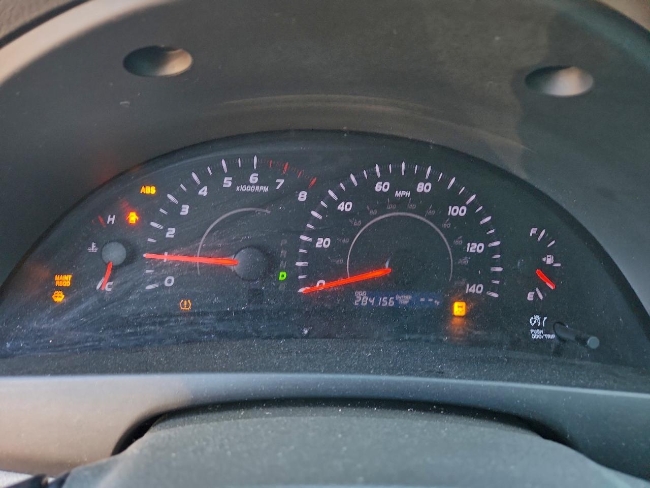 Toyota Camry Base Image 11