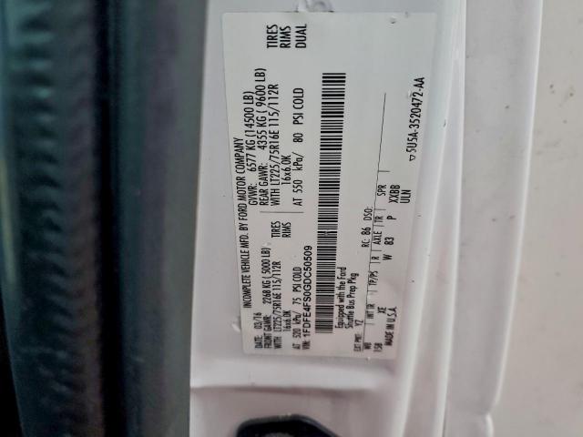 Ford Econoline E450 Super Duty Cutaway Van Image 10