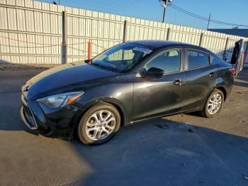  Salvage Toyota Yaris