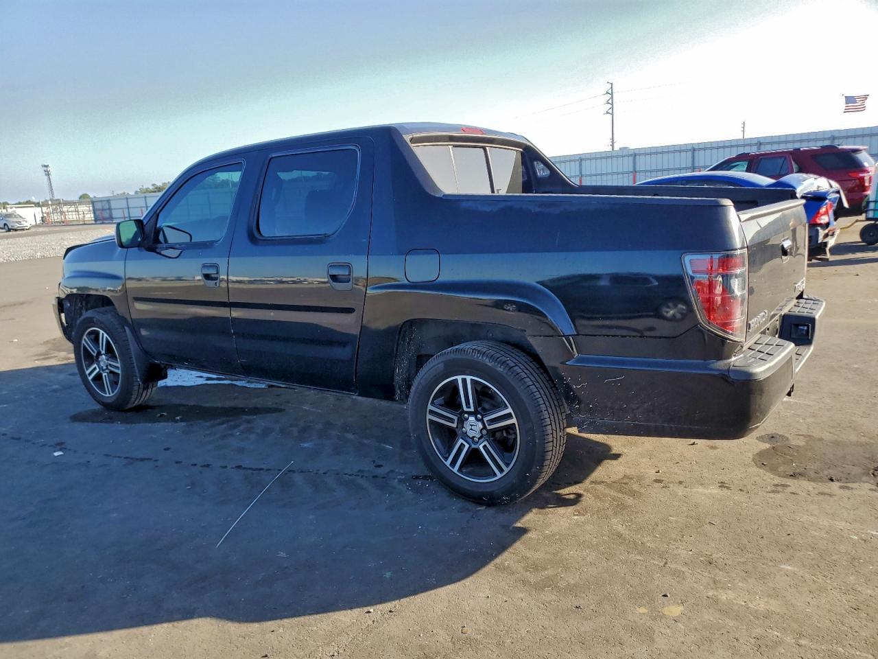 Honda Ridgeline Sport Image 2