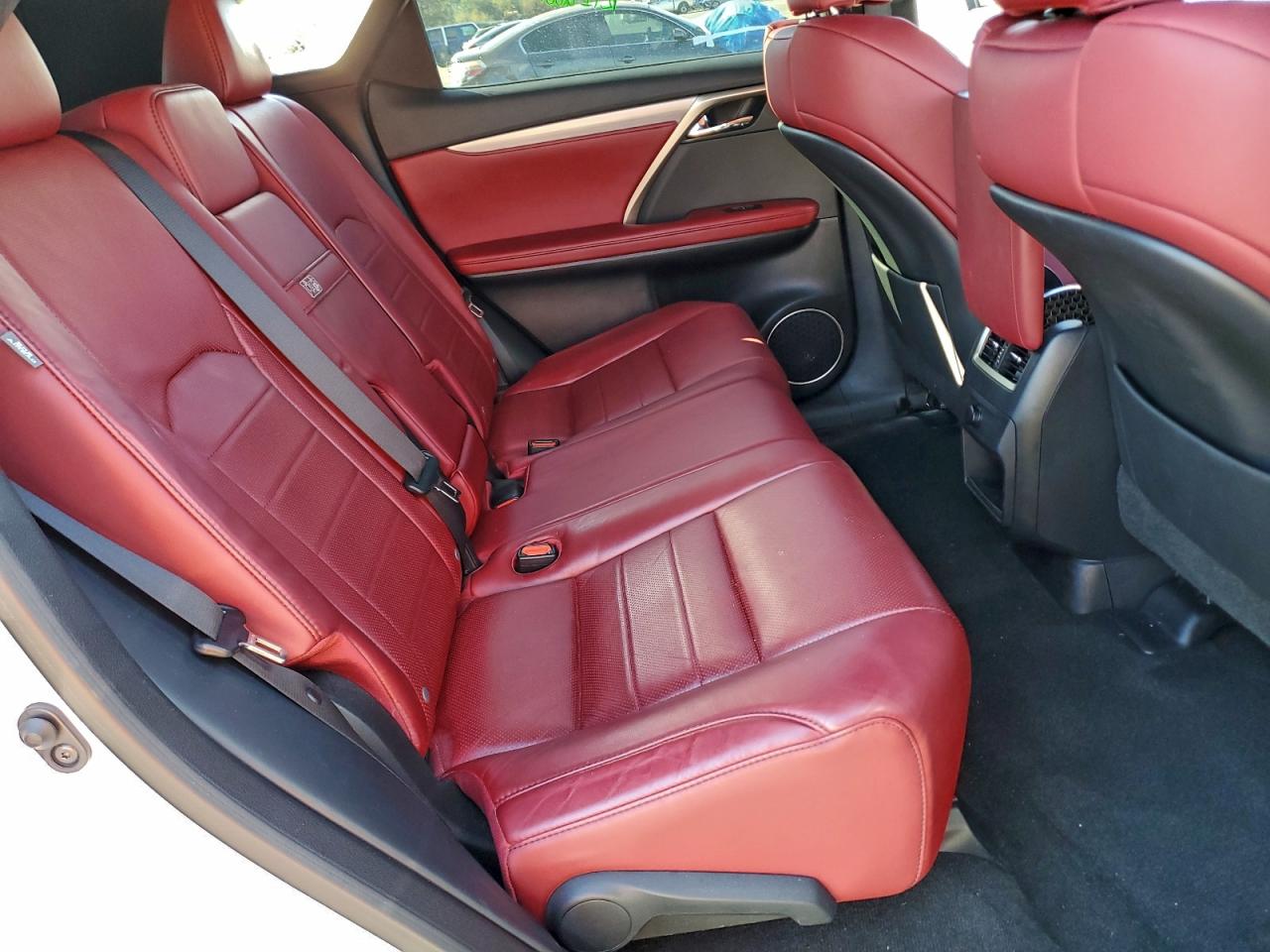 Lexus RX 450h Base Image 12