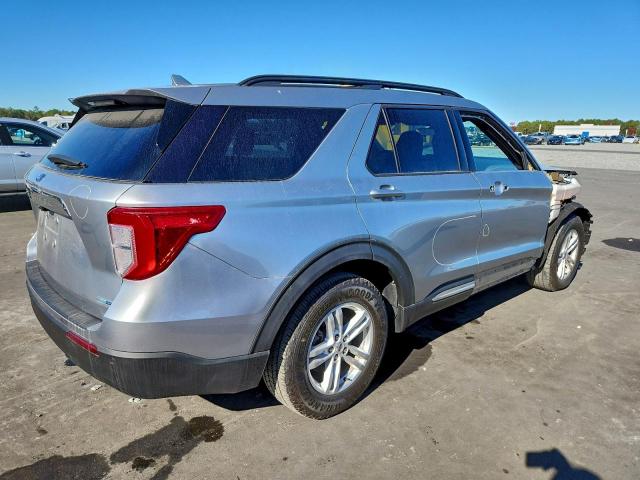 Ford Explorer Xlt Image 13