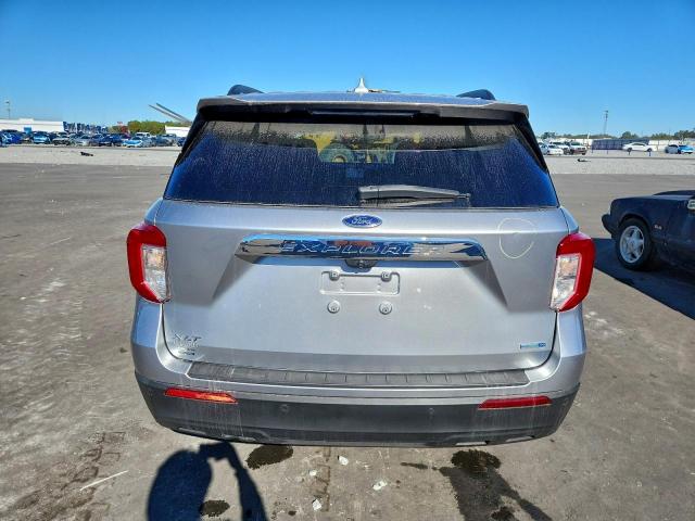 Ford Explorer Xlt Image 7