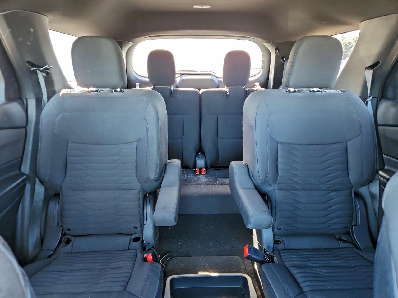 Ford Explorer Xlt Image 9