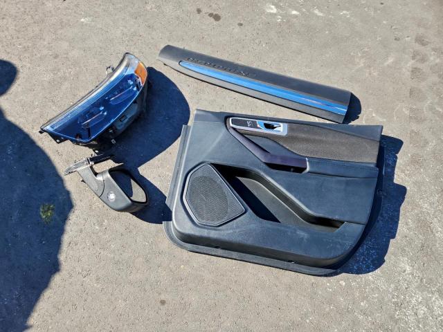 Ford Explorer Xlt Image 10