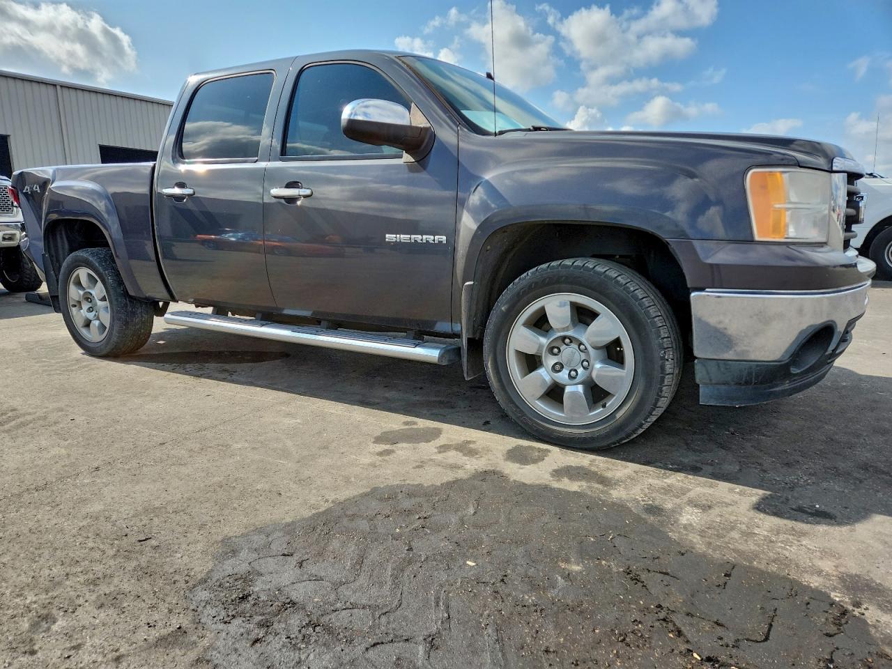 GMC Sierra K1500 Sle Image 3