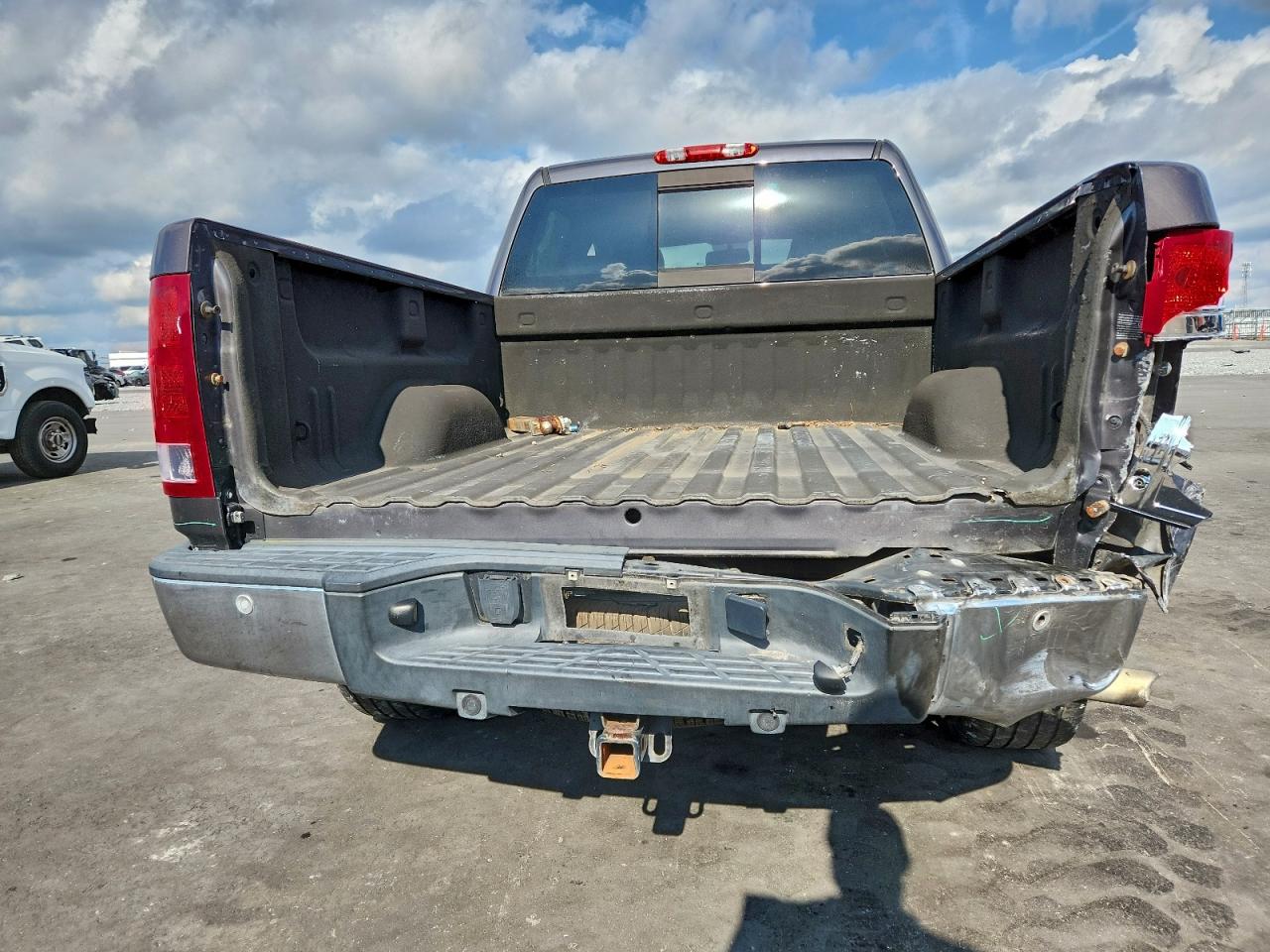 GMC Sierra K1500 Sle Image 7