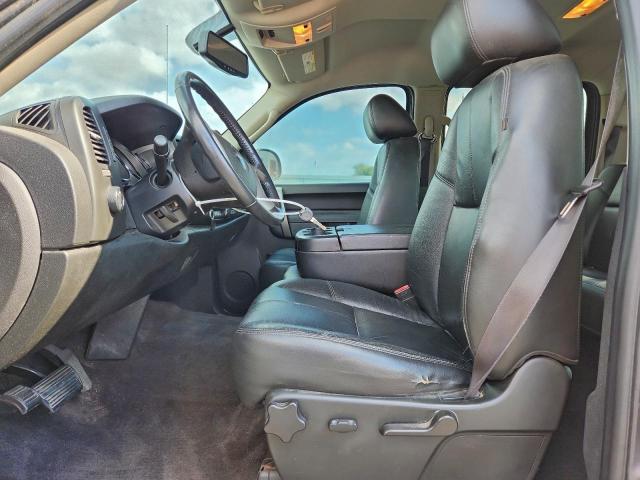 GMC Sierra K1500 Sle Image 6