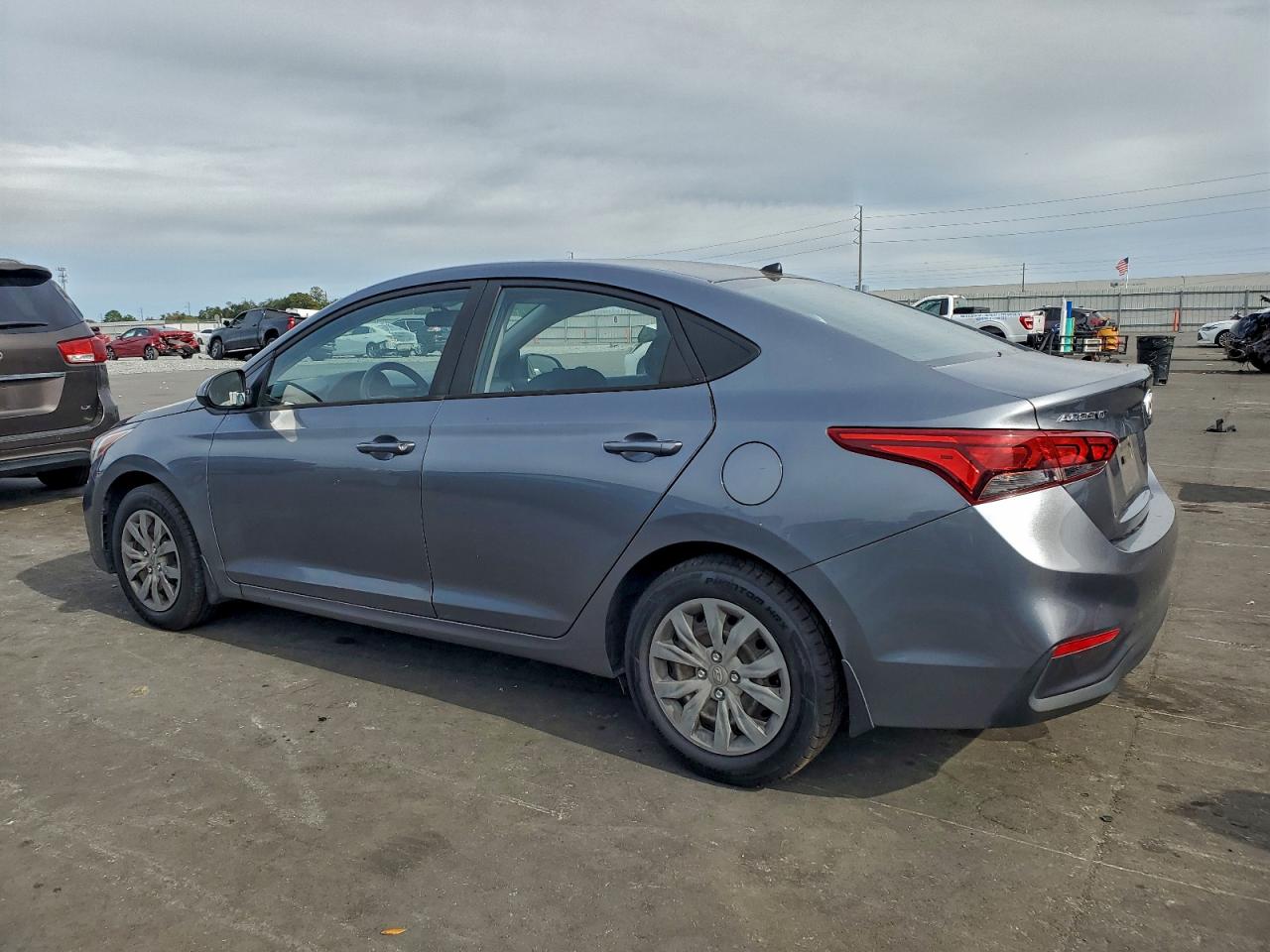 Hyundai ACCENT Se Image 5