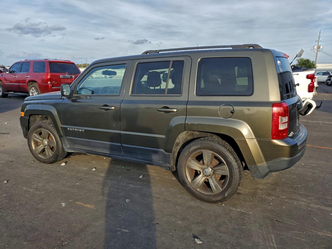 Jeep Patriot Latitude Image 12