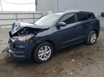  Salvage Hyundai TUCSON