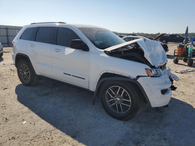 Jeep Grand Cherokee Laredo Image 12