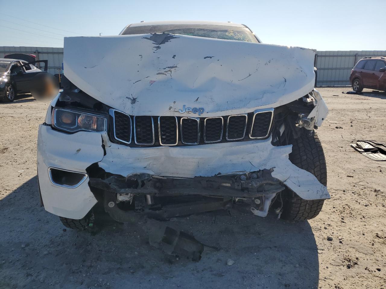 Jeep Grand Cherokee Laredo Image 5