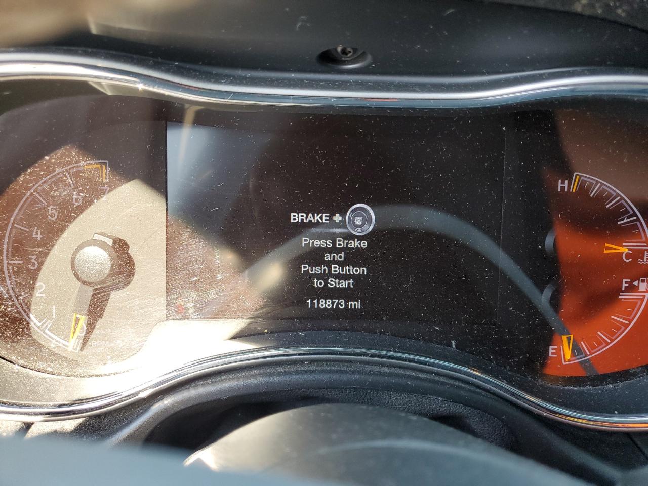 Jeep Grand Cherokee Laredo Image 8