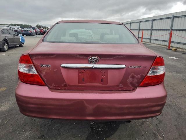 Toyota Camry Le Image 6