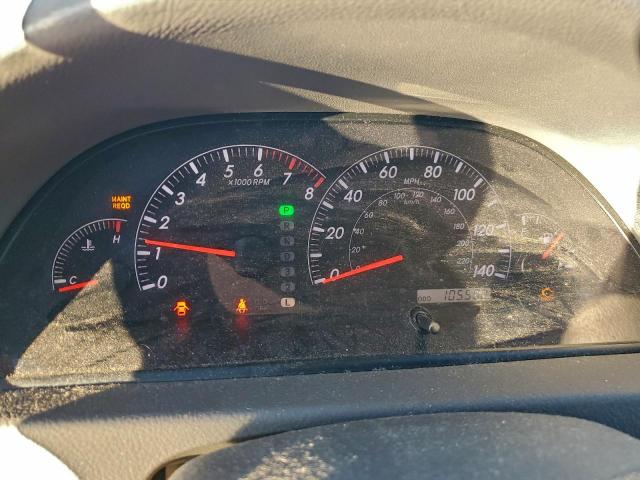 Toyota Camry Le Image 11