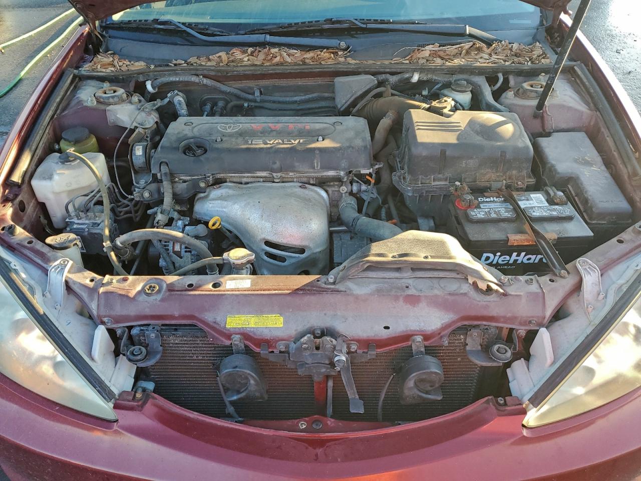 Toyota Camry Le Image 12