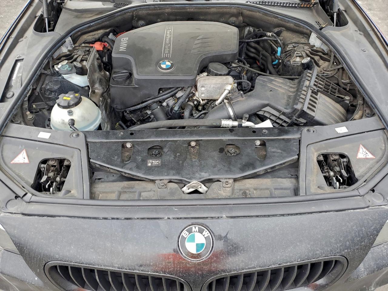 BMW 5 Series I Image 9