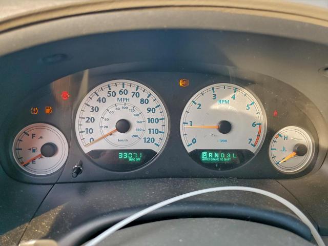 Chrysler Minivan Touring Image 10