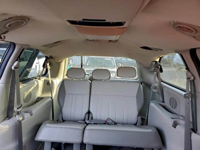 Chrysler Minivan Touring Image 6
