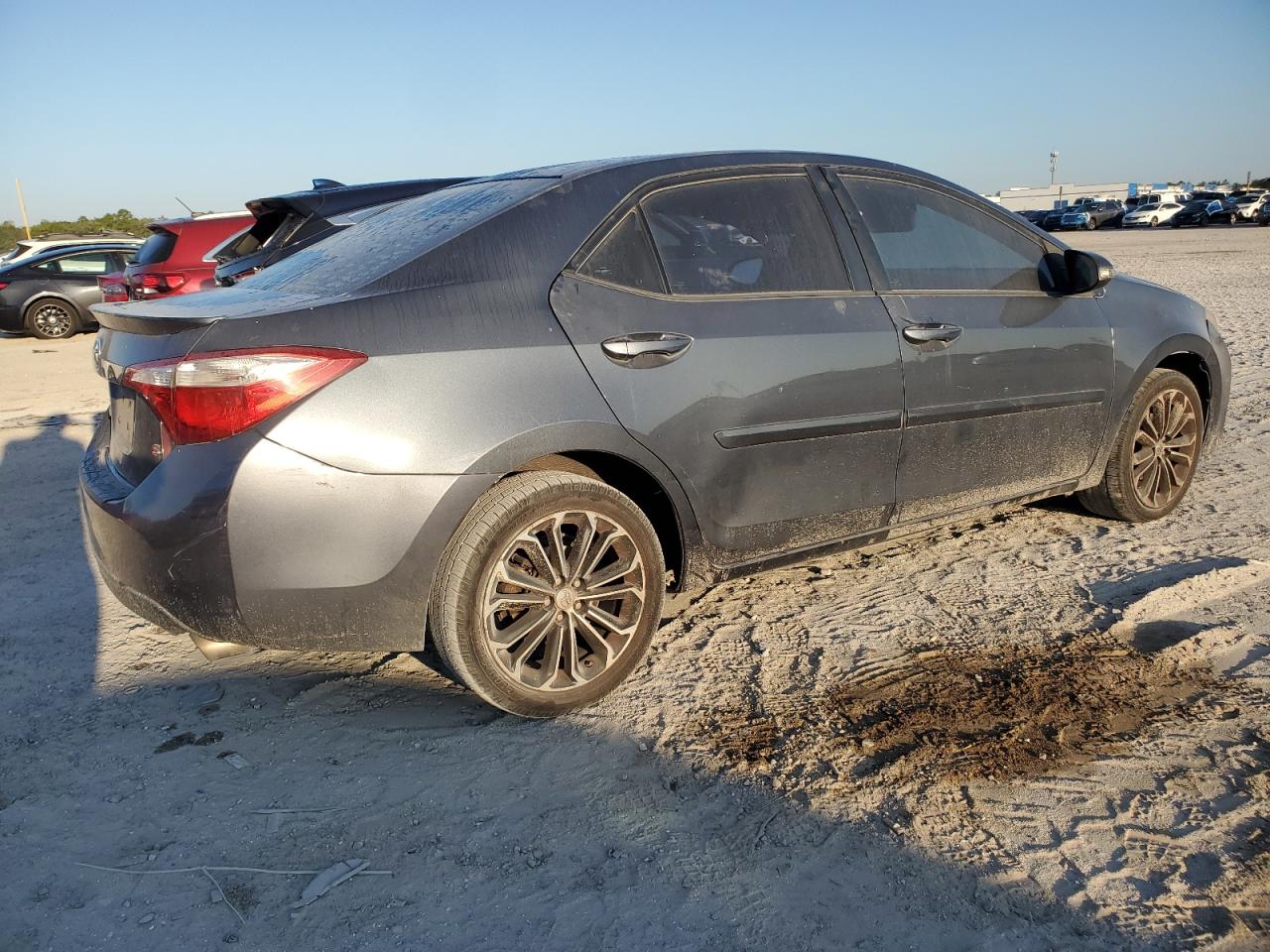 Toyota Corolla L Image 4