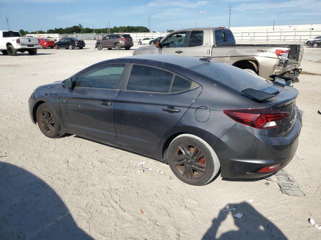 Hyundai ELANTRA Sel Image 2