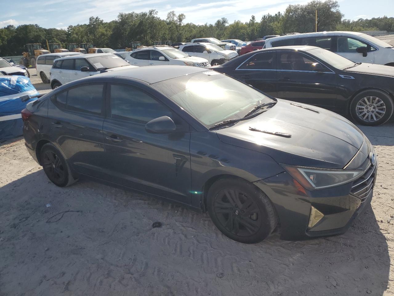 Hyundai ELANTRA Sel Image 4