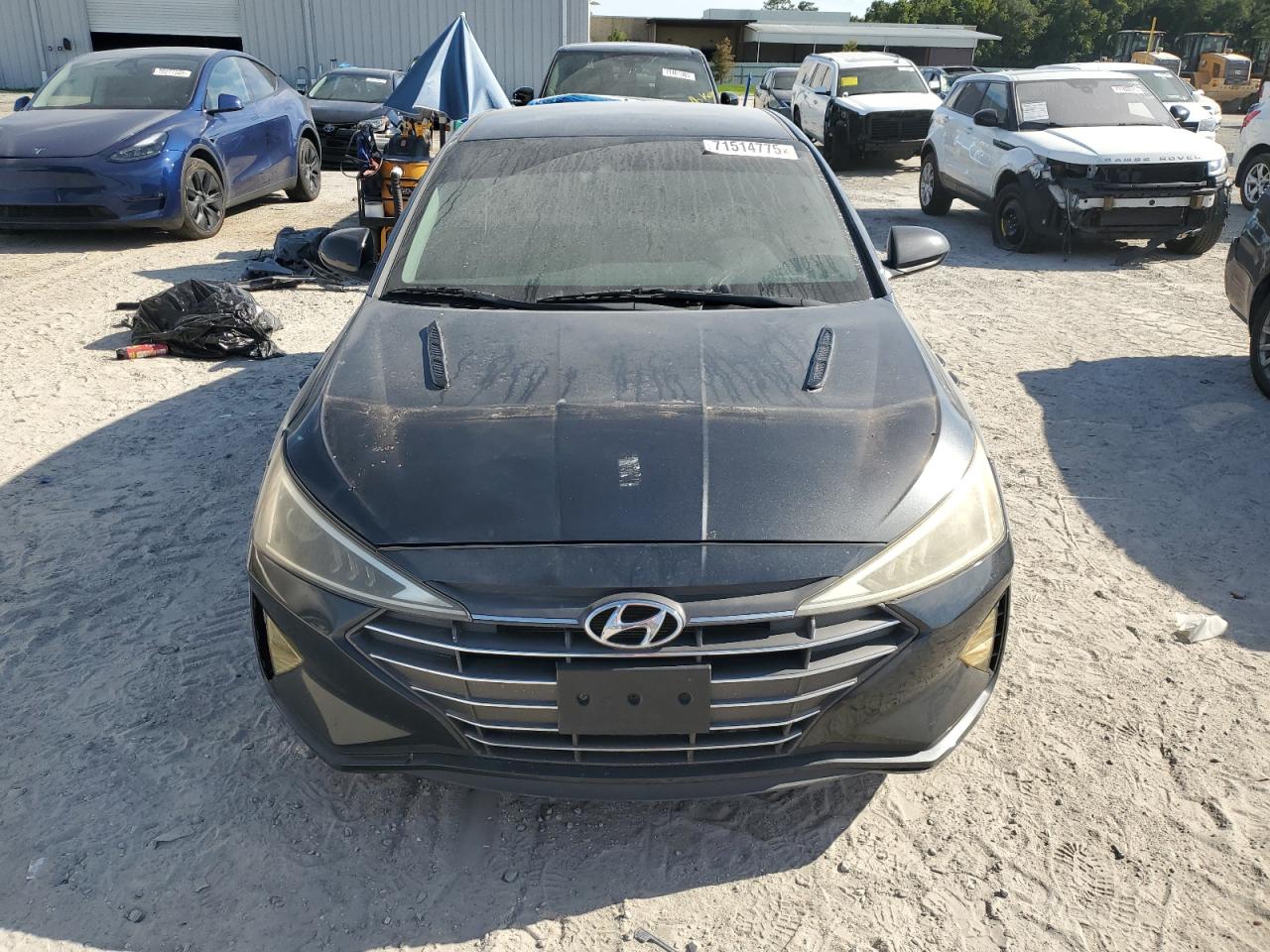 Hyundai ELANTRA Sel Image 12