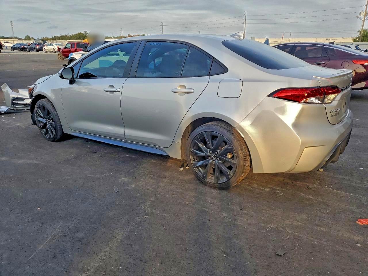 Toyota Corolla Se Image 3