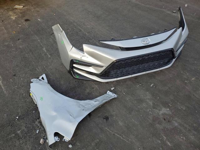 Toyota Corolla Se Image 13