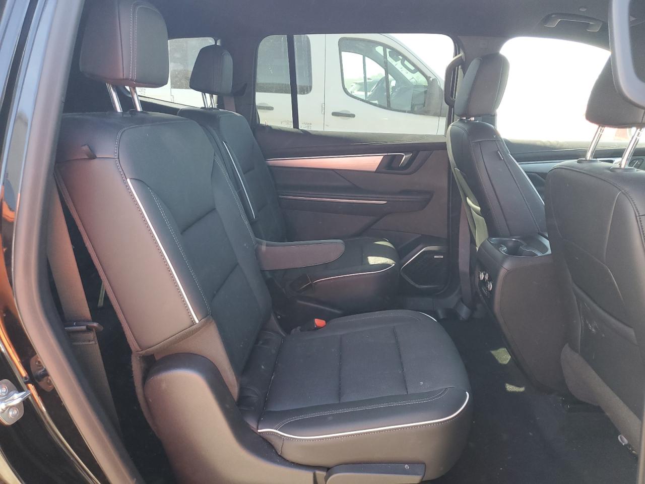 Buick Enclave Preferred Image 10