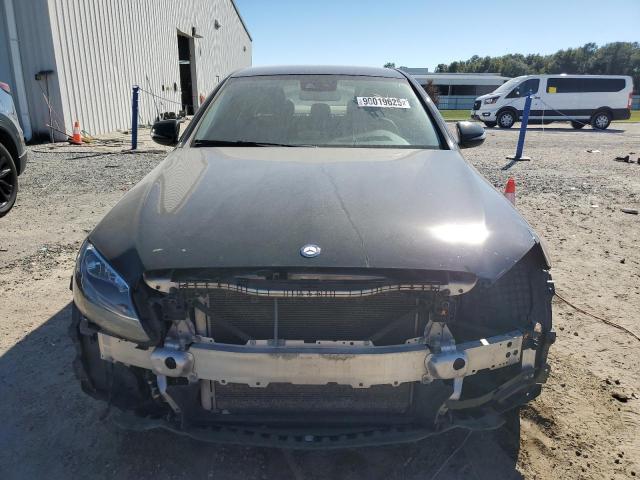 Mercedes-Benz C-Class 300 Image 8