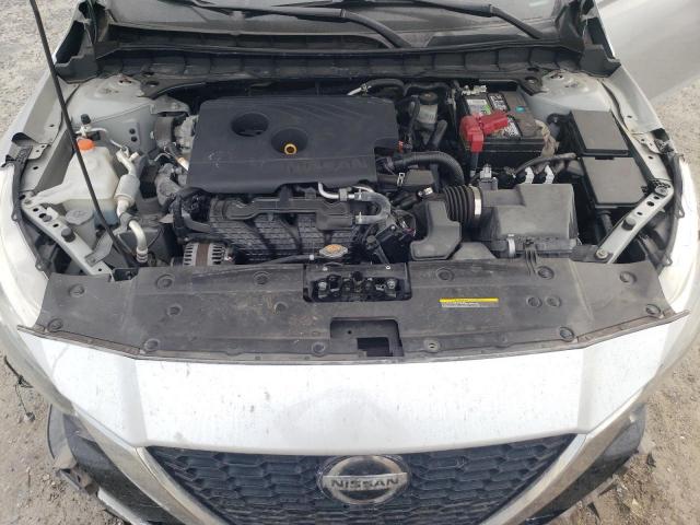 Nissan Altima S Image 9