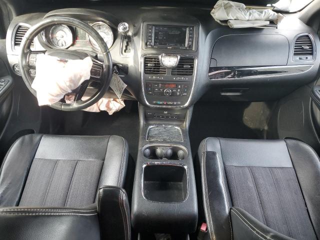 Chrysler Minivan S Image 3