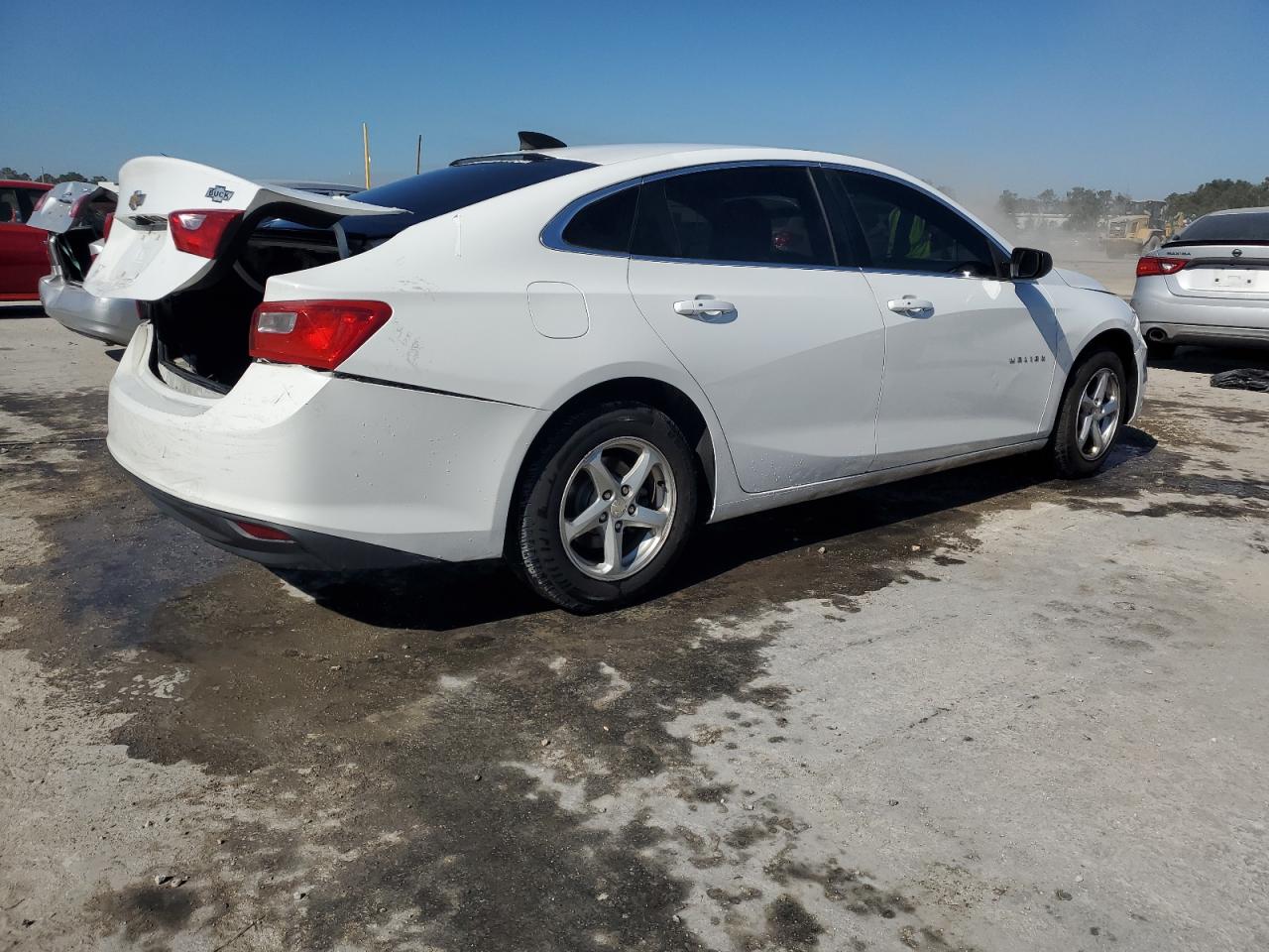 Chevrolet Malibu Ls Image 2