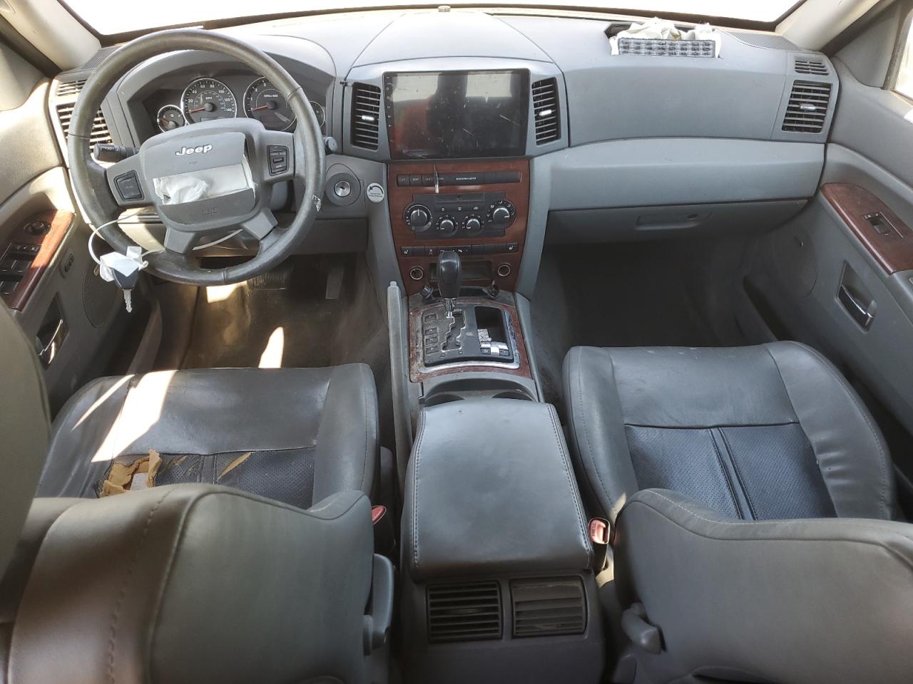 Jeep Grand Cherokee Limited Image 9