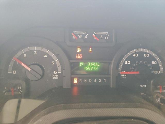 Ford Econoline E450 Super Duty Cutaway Van Image 3