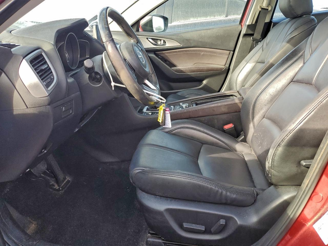 Mazda 3 Touring Image 5