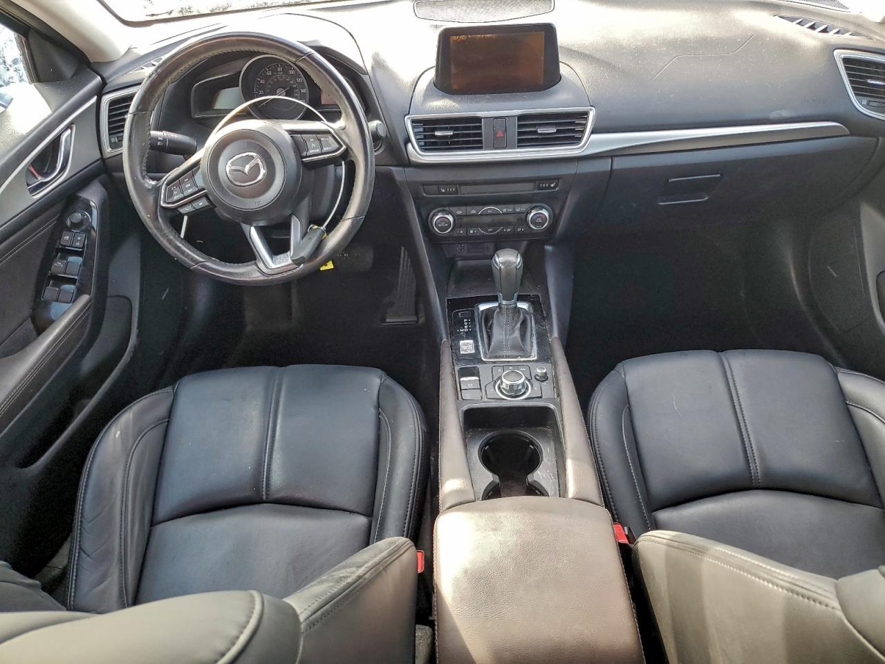 Mazda 3 Touring Image 8