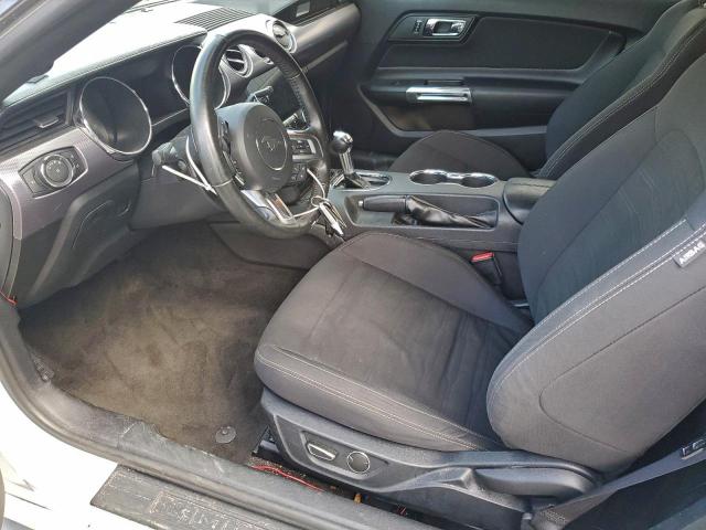 Ford Mustang Image 9