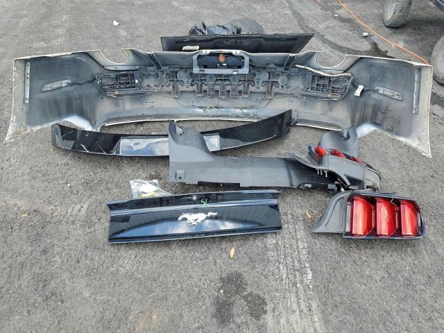 Ford Mustang Image 4